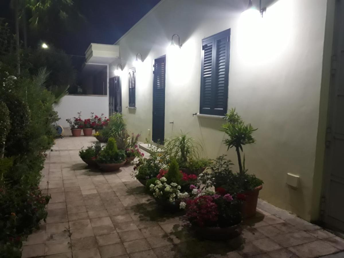 Monolocale Da Anna Appartement Porto Cesareo Buitenkant foto